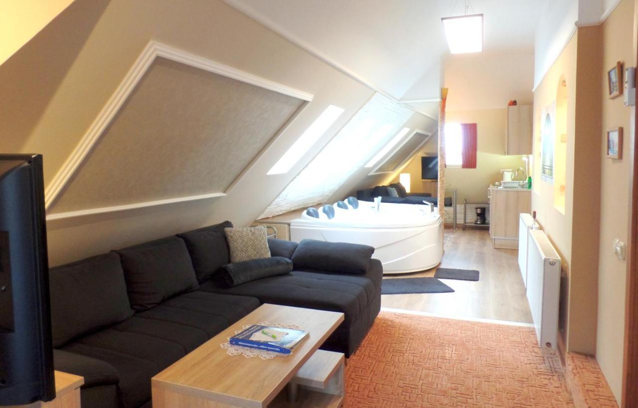 Apartman Siesta Bük Exterior foto
